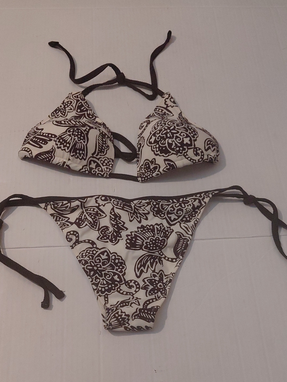 United Colors Of Benetton Floral Brown And Cream Tie-String Bikini 2 Piece Set M